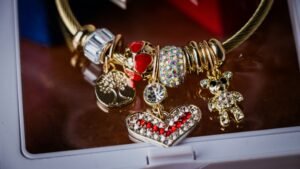 Best Charm Bracelet for Women (2026): 8 Gift-Ready Picks in Silver and Gold