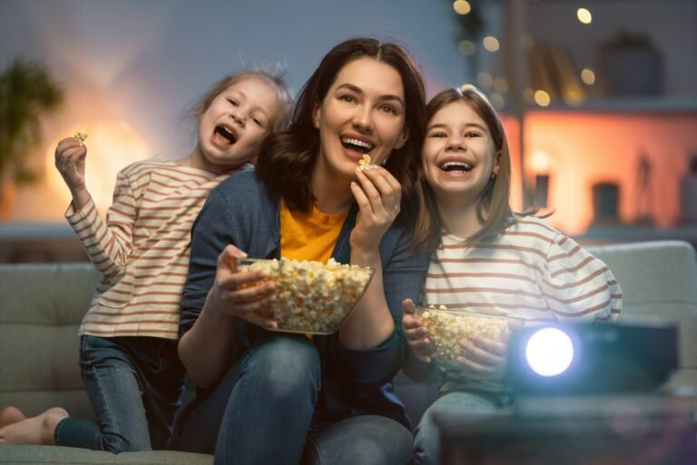 Best Stovetop Popcorn Makers (2026): Whirley Pop, Stainless and Induction-Ready Poppers for Movie Night