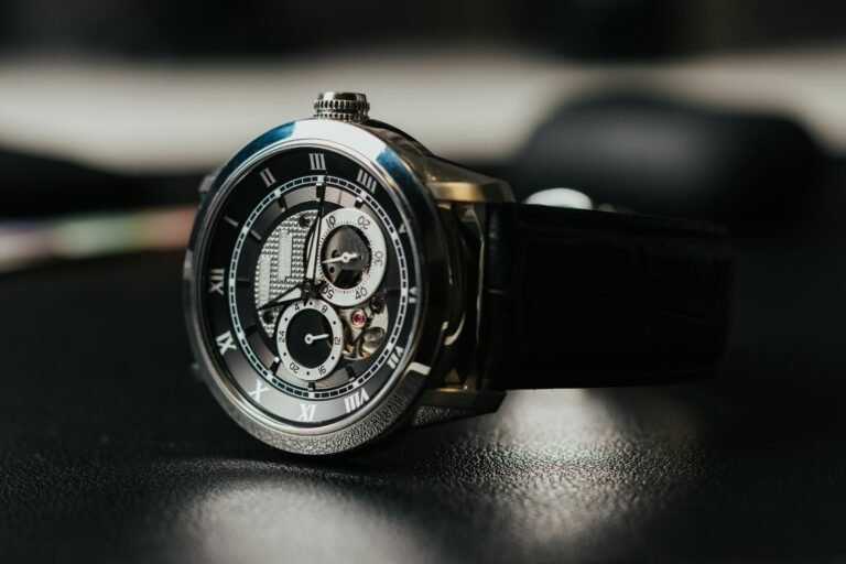 Best Watch Winder for Automatic Watches (2026): 7 Quiet Picks and a Gift Guide for Him