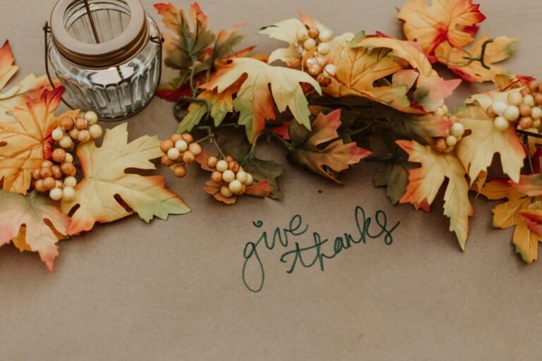 Thanksgiving table