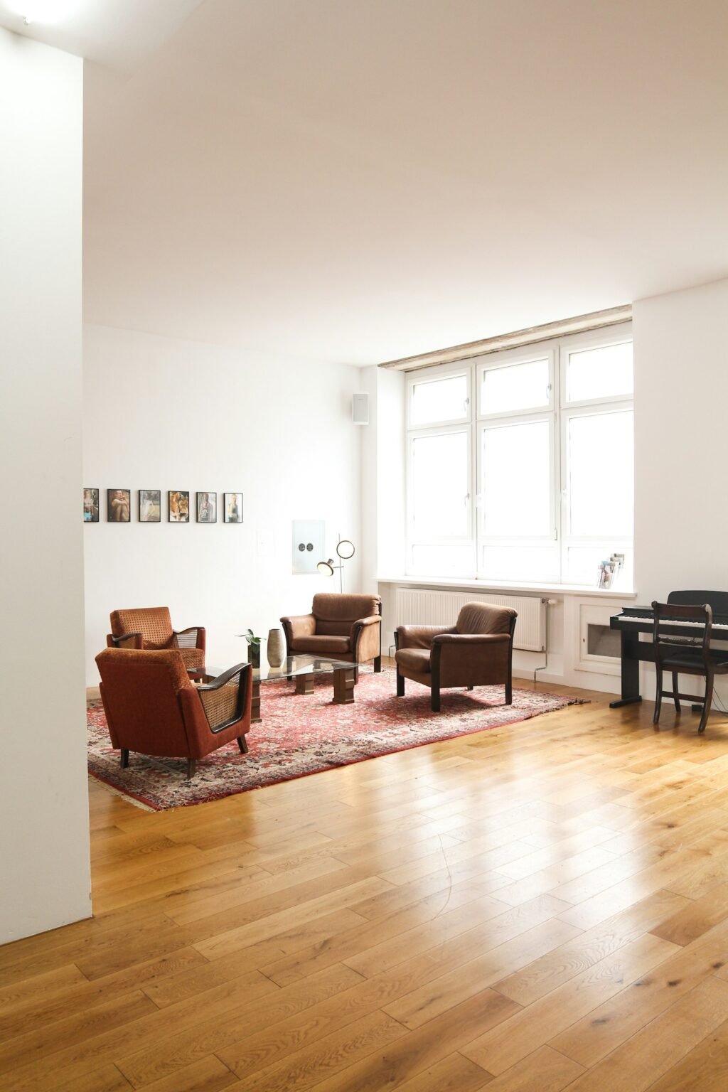 Living room with a parquet wood floor