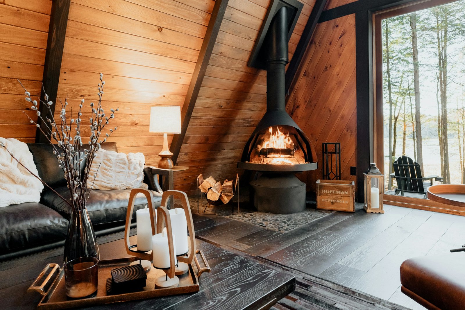 Living room with a fireplace in winter