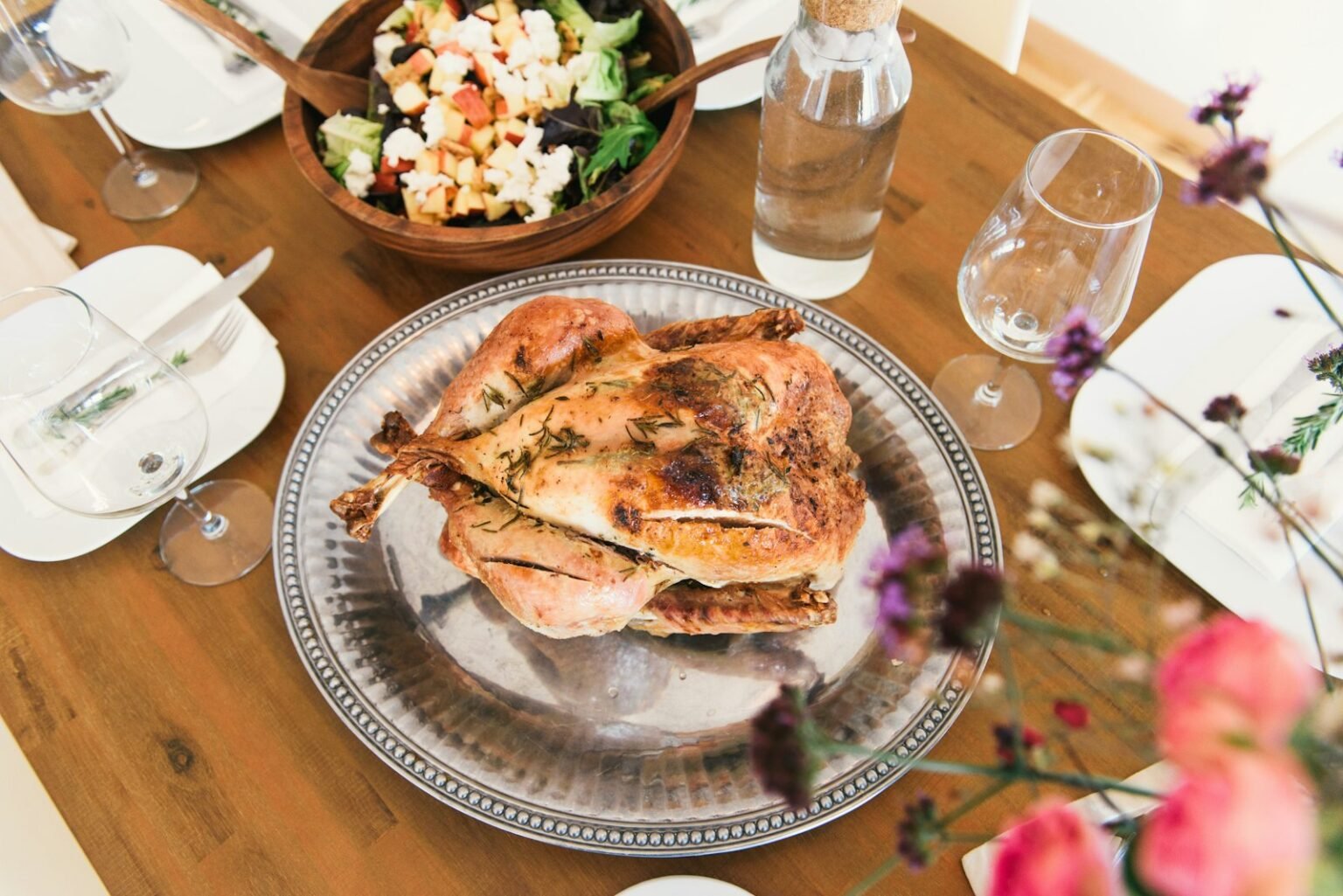 Roast turkey ready for a Thanksgiving table
